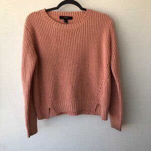 NWOT Forever 21 Pink Crewneck Knit Sweater Size Medium